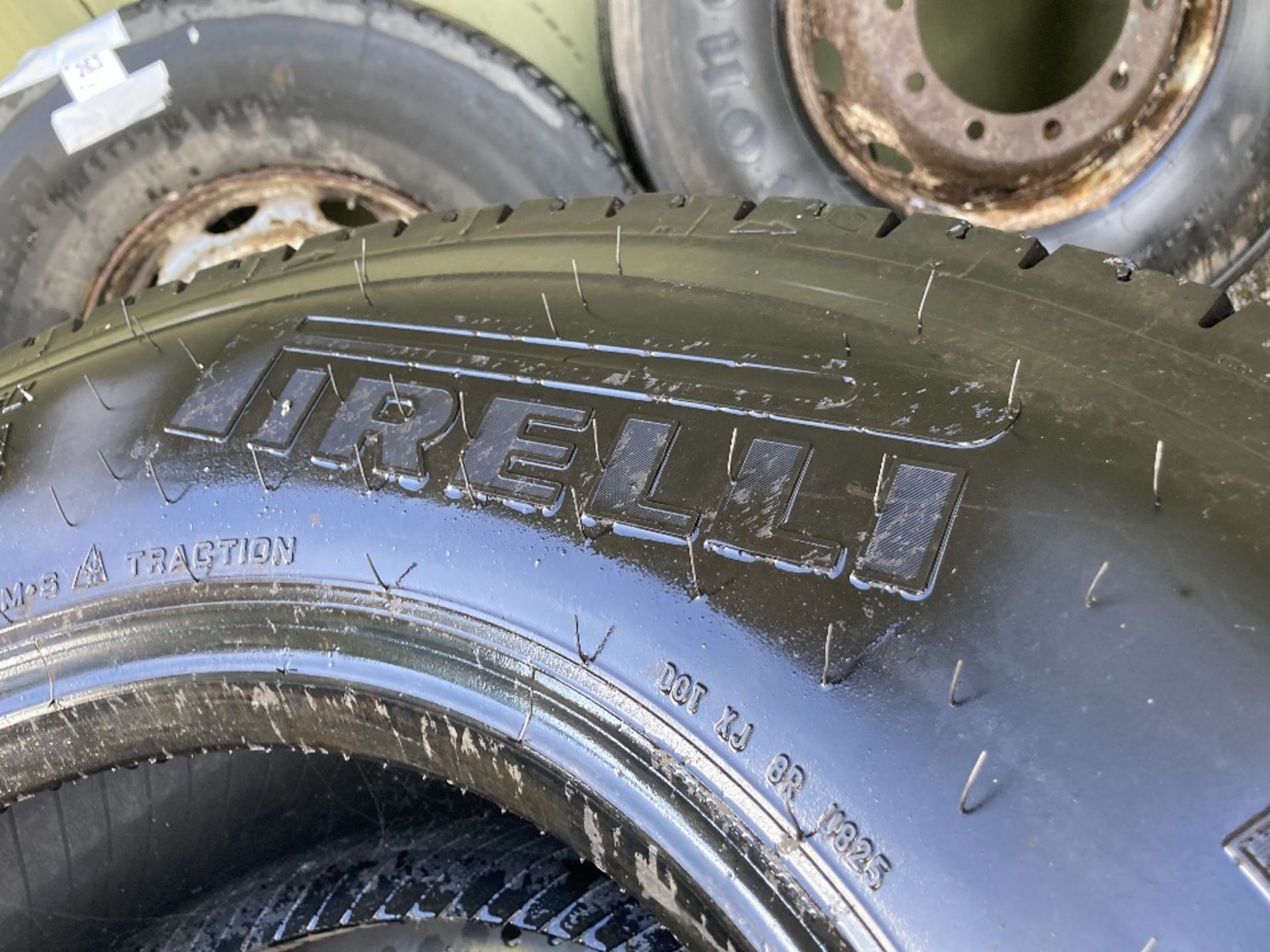 (6) Pirelli TR-01 radial tubeless regroovable HGV tyres - Image 3 of 6