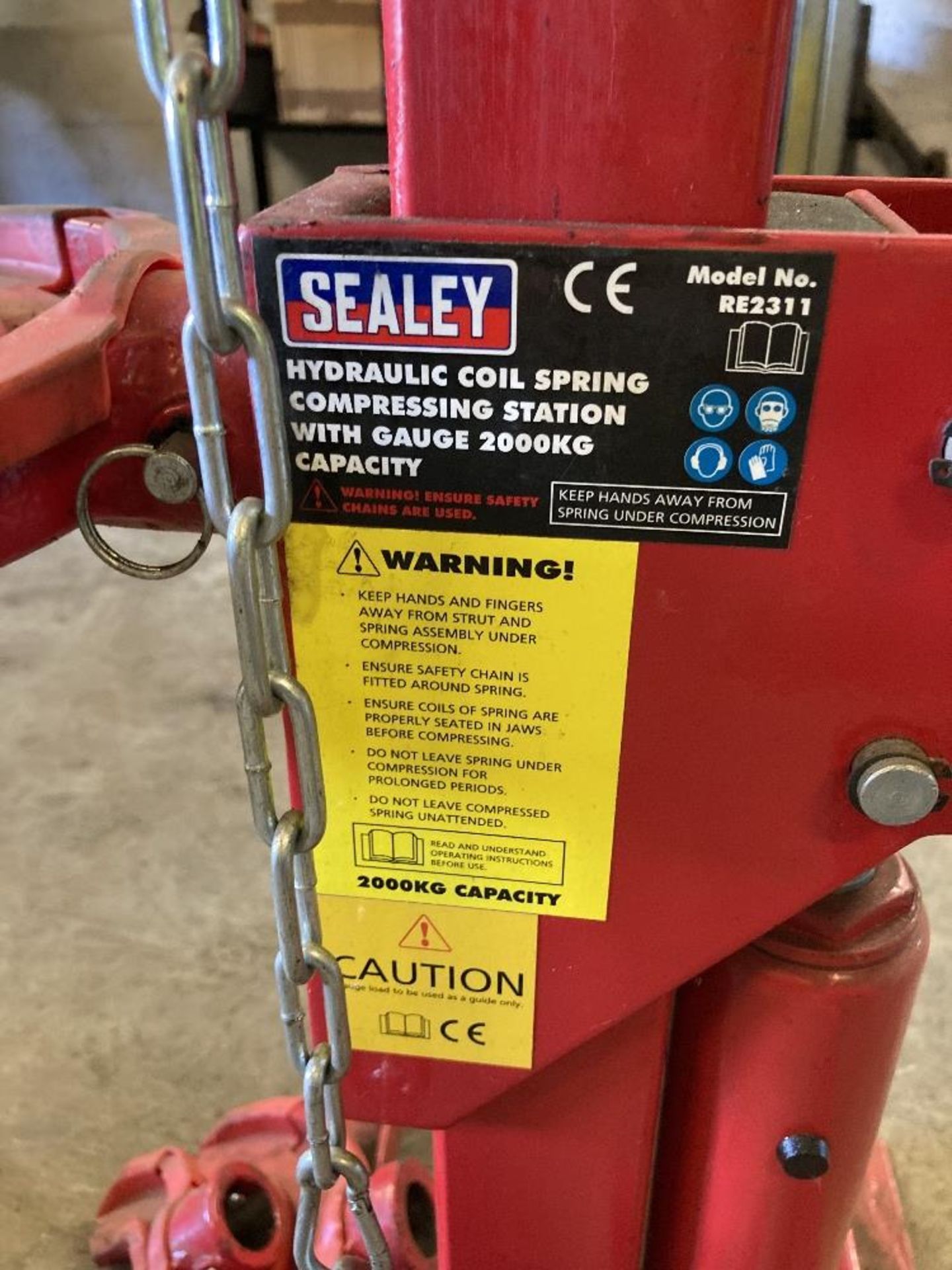 Sealey RE2311 2000kg Hydraulic Coil Spring Compression Station - Image 3 of 4