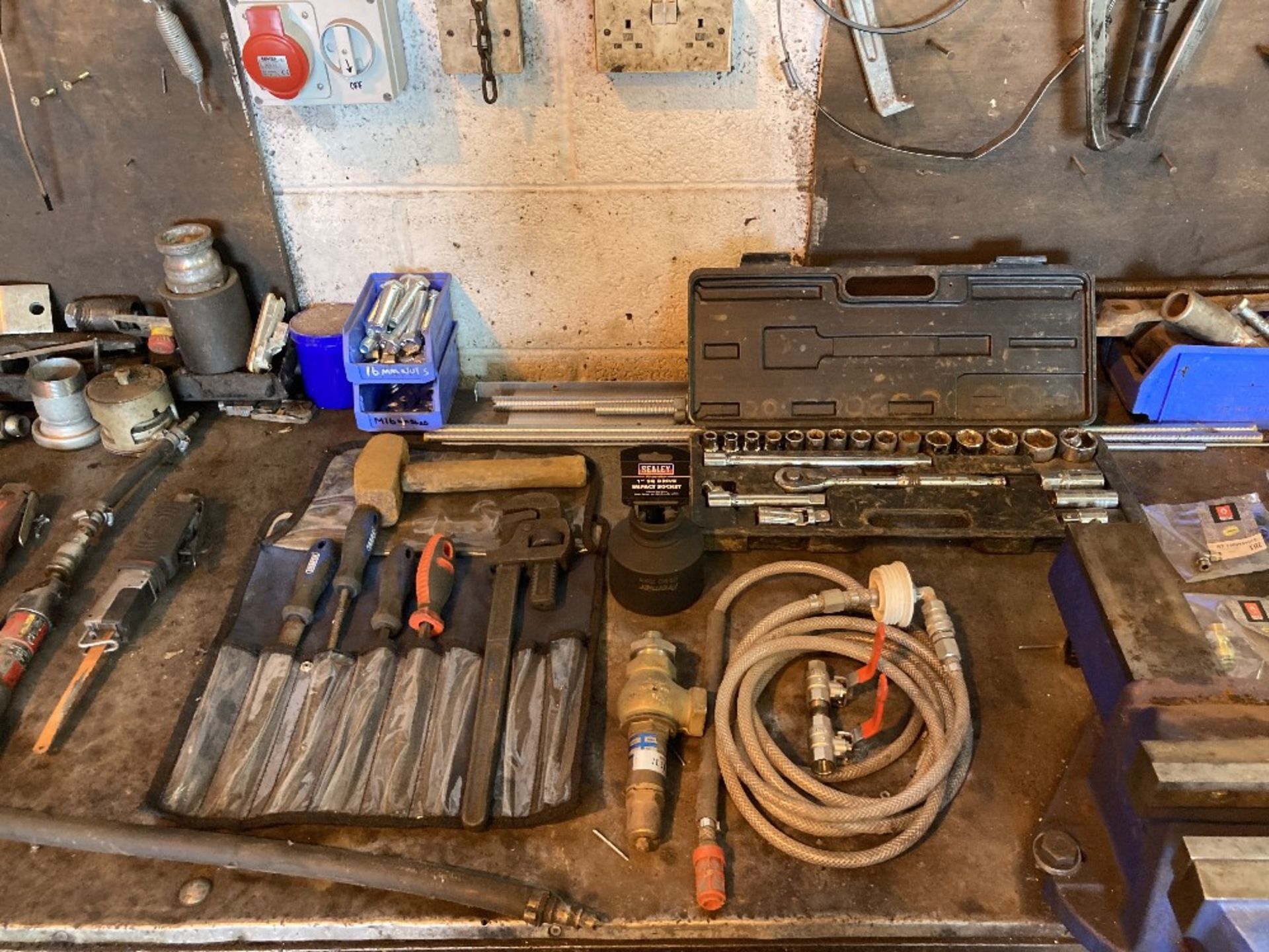 Contents of Workbench to include tools, Vice's, Pillar Drill and more - Image 7 of 17