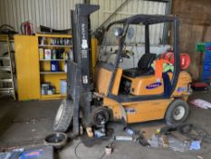 Samuk SF25L Gas Powered Forklift Truck