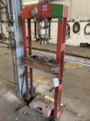 Quality Machinery Hydraulic Press & Tooling