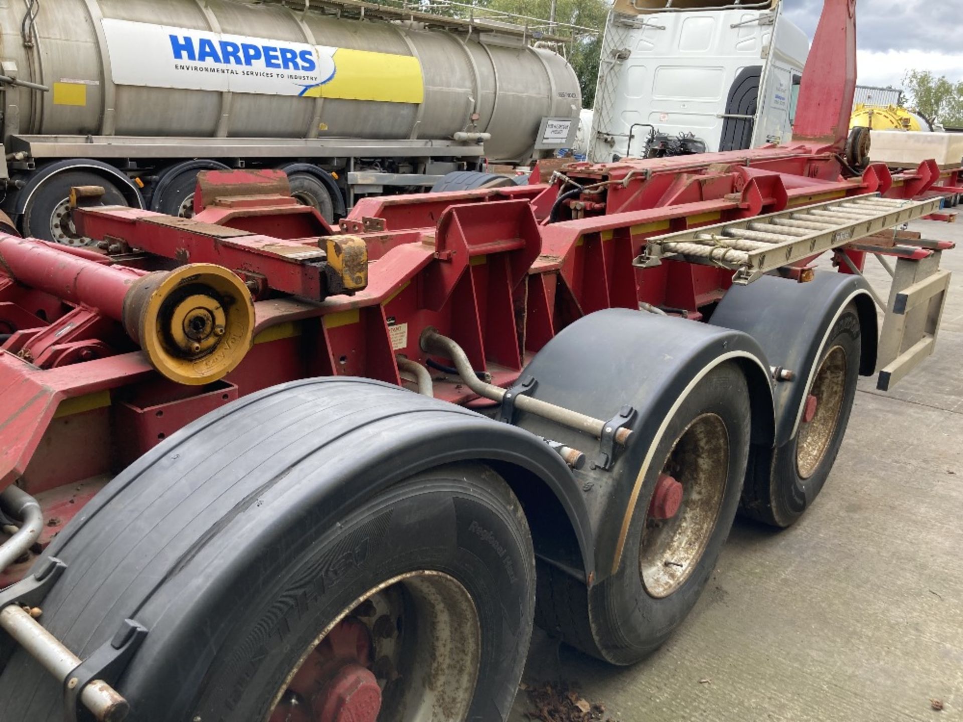 McCauley Carvol Hooklift tri axle Trailer 30t - Image 8 of 19