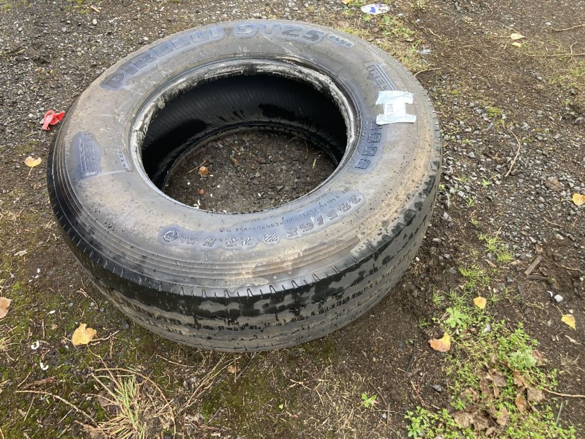 Pirelli ST25 385/65R 22.5 radial tubeless regroovable HGV tyre - Image 2 of 6