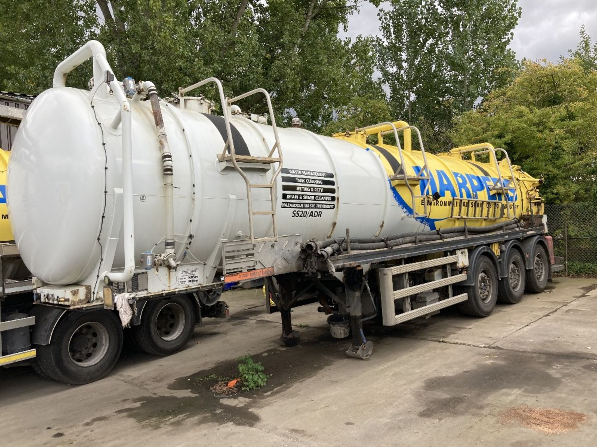 Whale ADR tri axle Vacuum Tanker (2011)