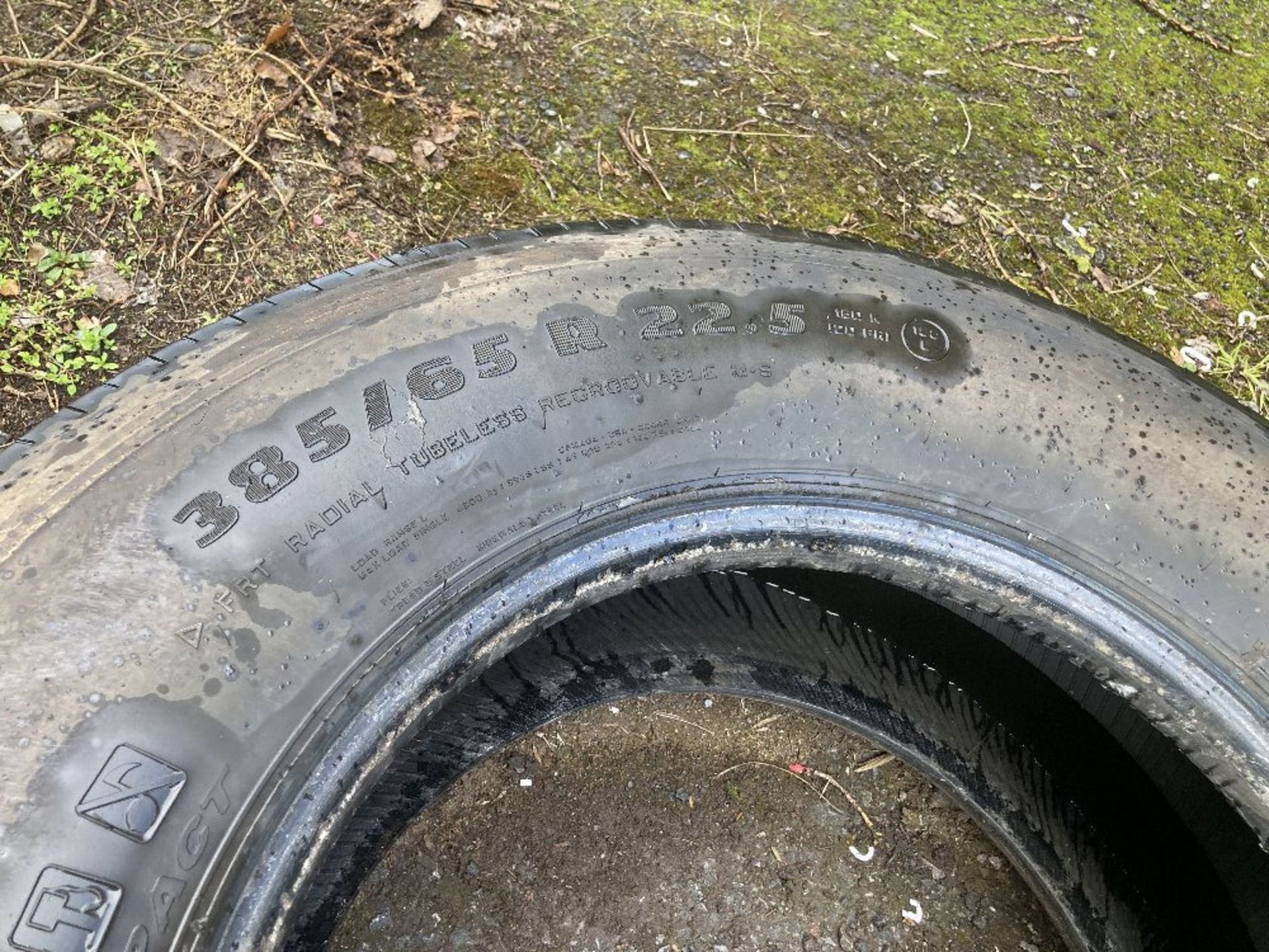 Pirelli ST25 385/65R 22.5 radial tubeless regroovable HGV tyre - Image 5 of 6