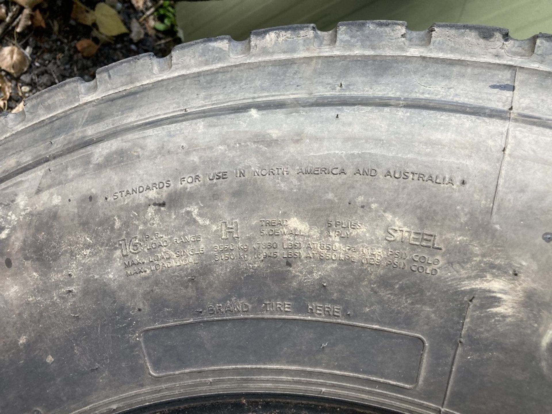 Hankook DH05 295/80R 22.5 radial tubeless regroovable HGV tyre - Image 3 of 5