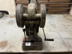 Bench top hand rotary toggle press