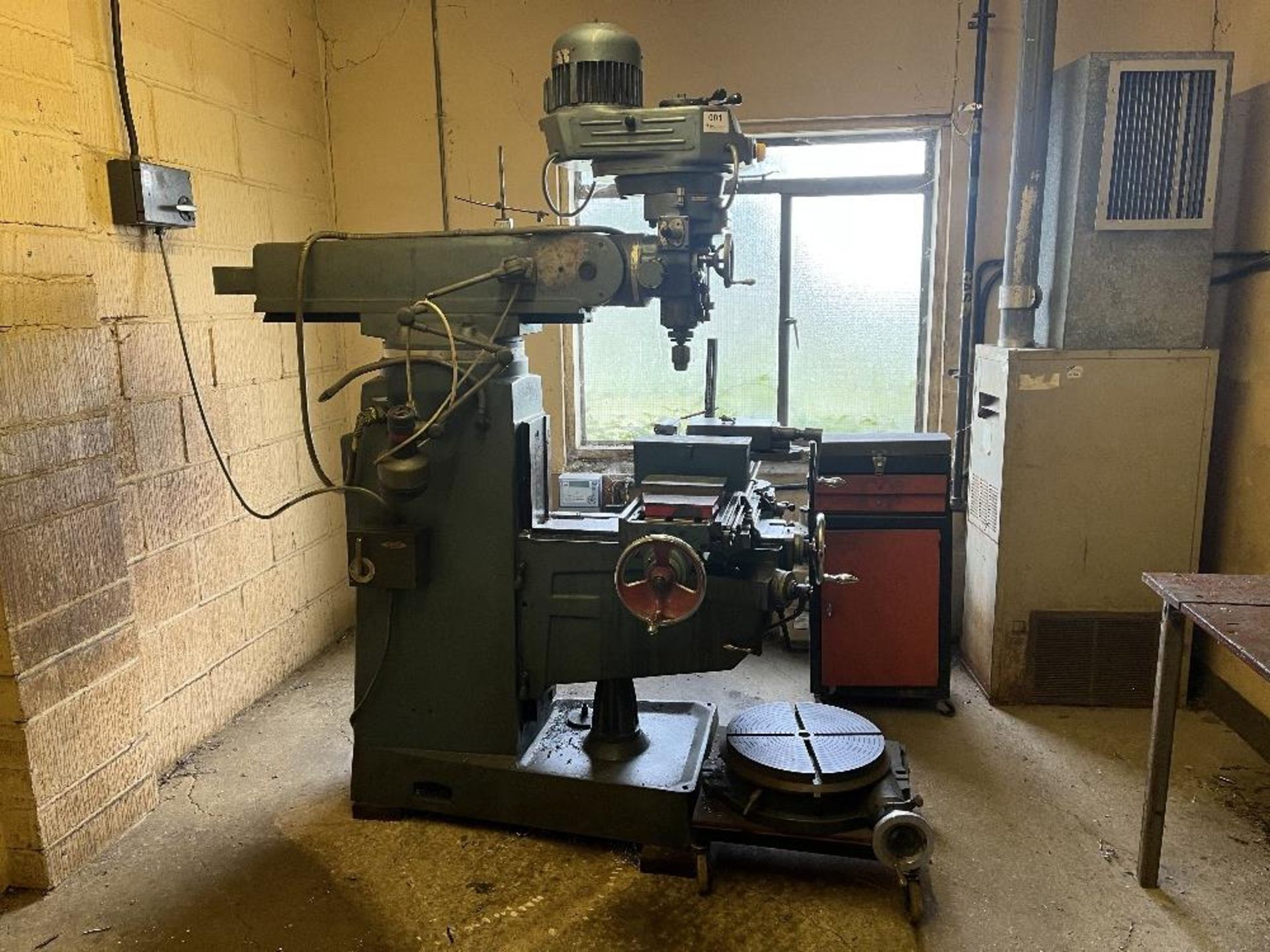 Ajax type 17993 turret head vertical milling machine