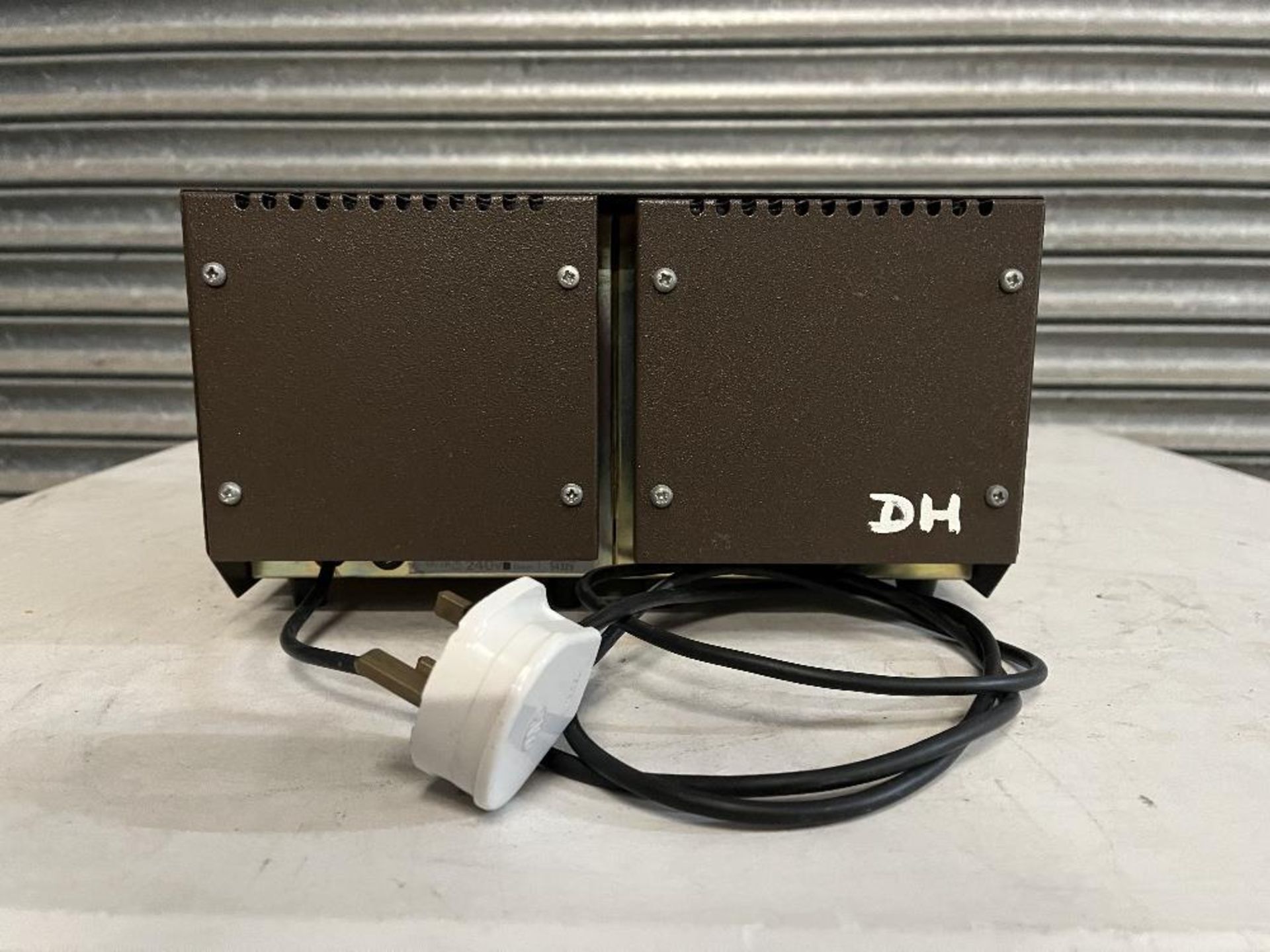 Thurlby PL320 bench power supply and K2 Module - Image 5 of 6