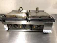 Roller Grill Majestic L/M Ribbed Top & Bottom Contact Grill