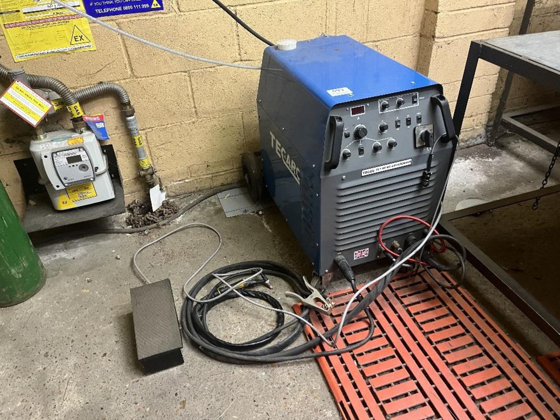 Tec Arc 251 AC/DC Square Wave welding set