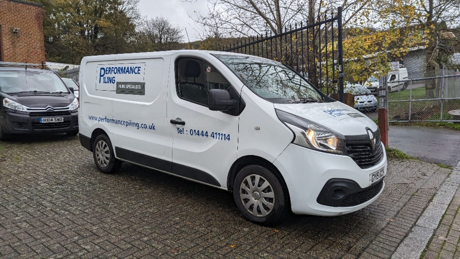 GY19 OCB - Renault Trafic SL27 Business+ DC