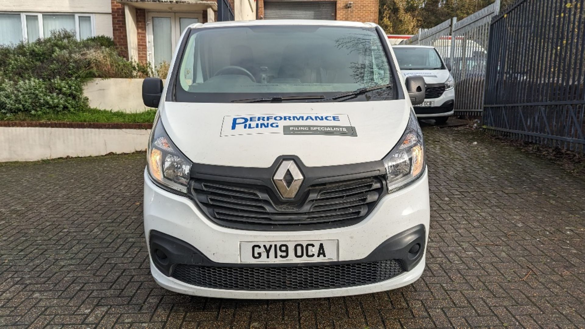 GY19 OCA - Renault Trafic SL27 Business+ DC - Image 9 of 20