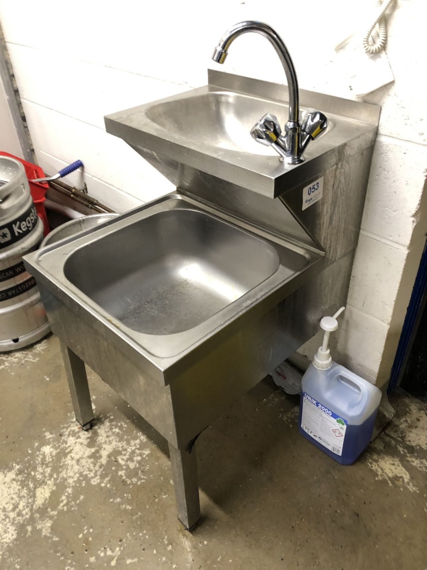 Stainless Steel Two Tier Hand Wash Basin On Stand With Legs - Image 2 of 2