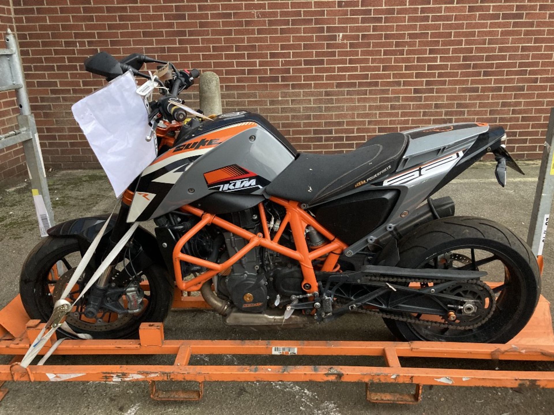 LJ13 GVN KTM 690 Duke R 13 Motorcycle