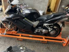 KW09 EUN Honda VFR 800 A-8 Motorcycle