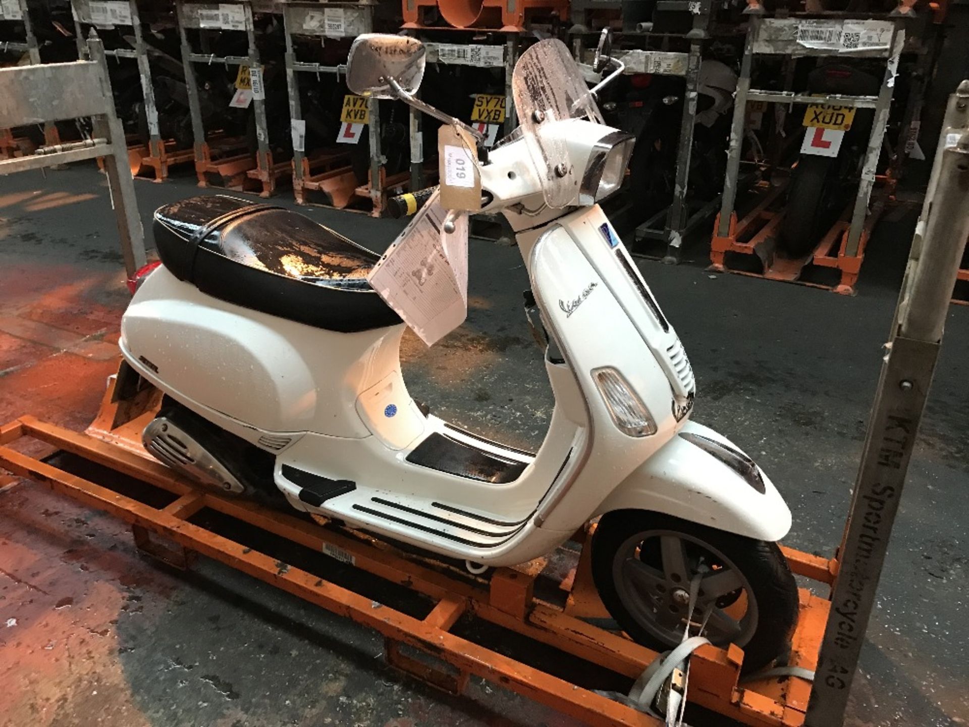 GN13 EDP Piaggio Vespa S 125 Motorcycle - Image 2 of 26