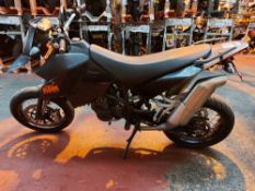 OU58 DSO KTM 690 LC4 Supermoto Motorcycle