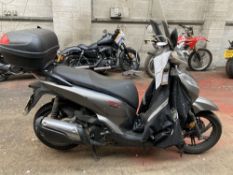 LL18 HFC Honda SH 300 AS-J Motorcycle