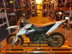 FA21 PNK APRILIA SX 125 Motorcycle