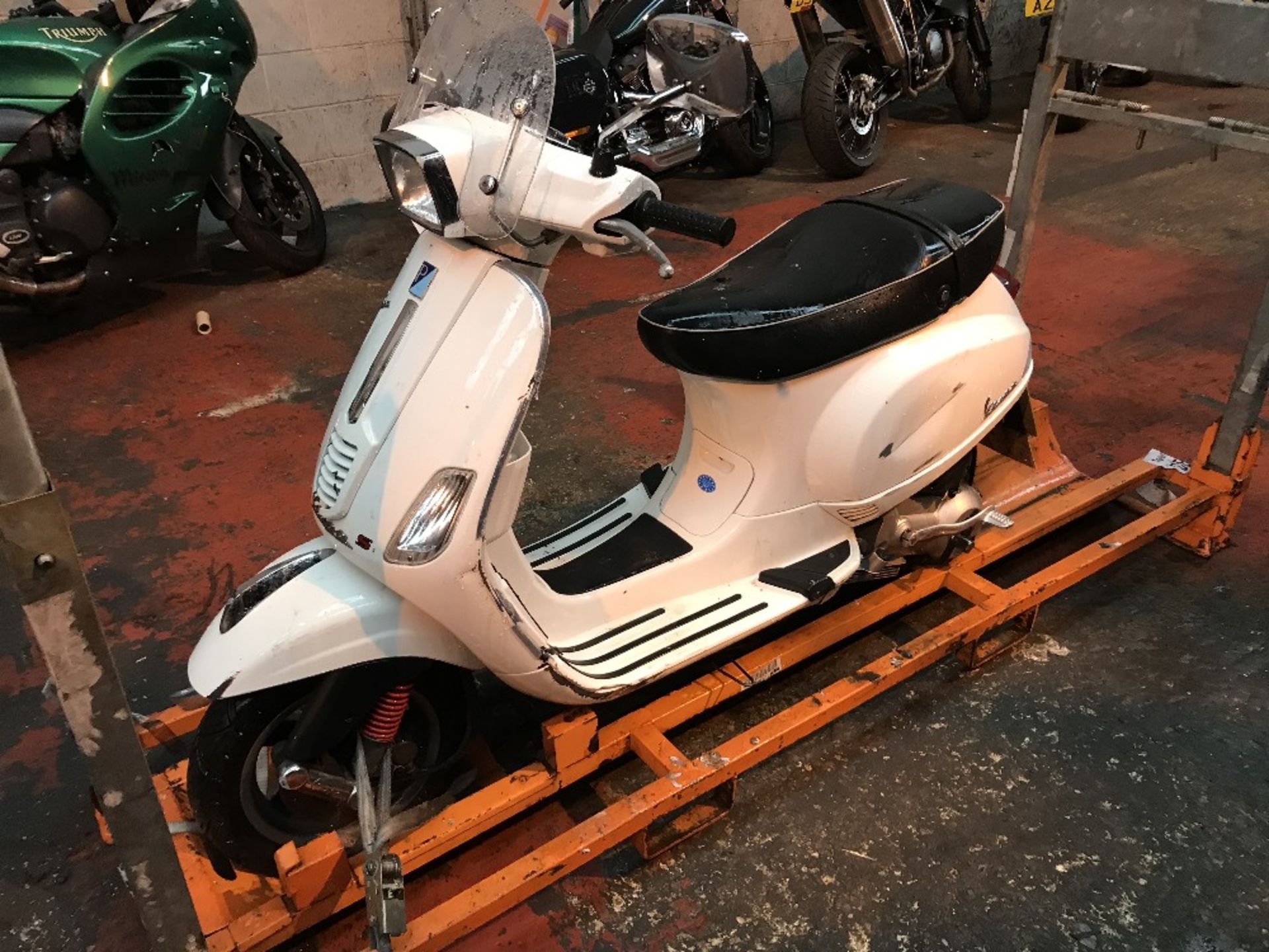 GN13 EDP Piaggio Vespa S 125 Motorcycle - Image 7 of 26