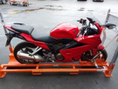 YX20 KNJ Honda VFR 800F-H Motorcycle
