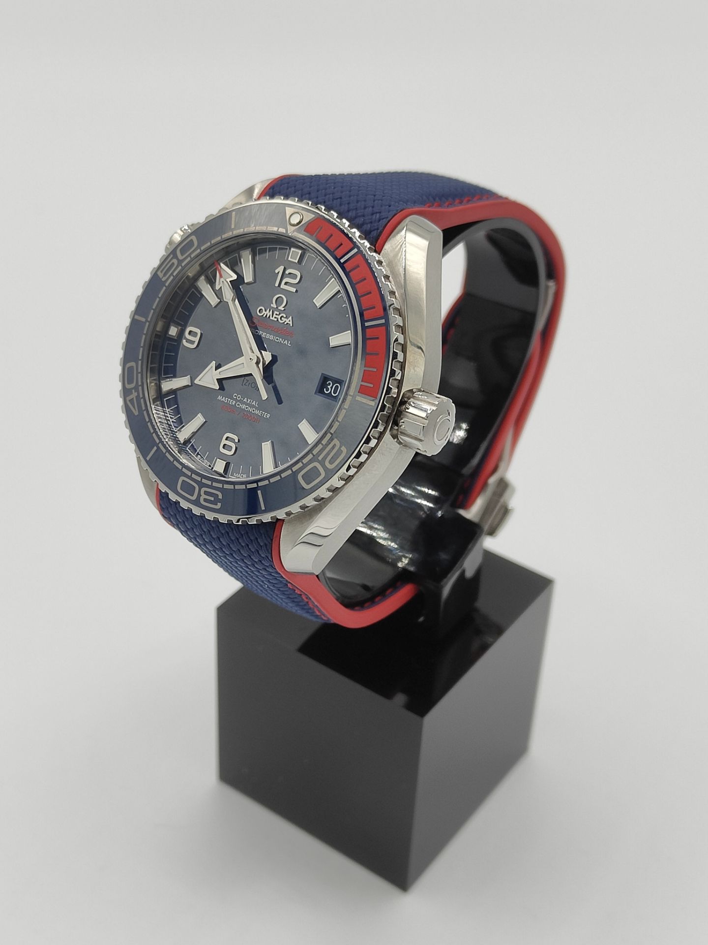 Omega Seamaster Planet Ocean Pyeongchang 2018 Limited Edition Watch - Image 3 of 11