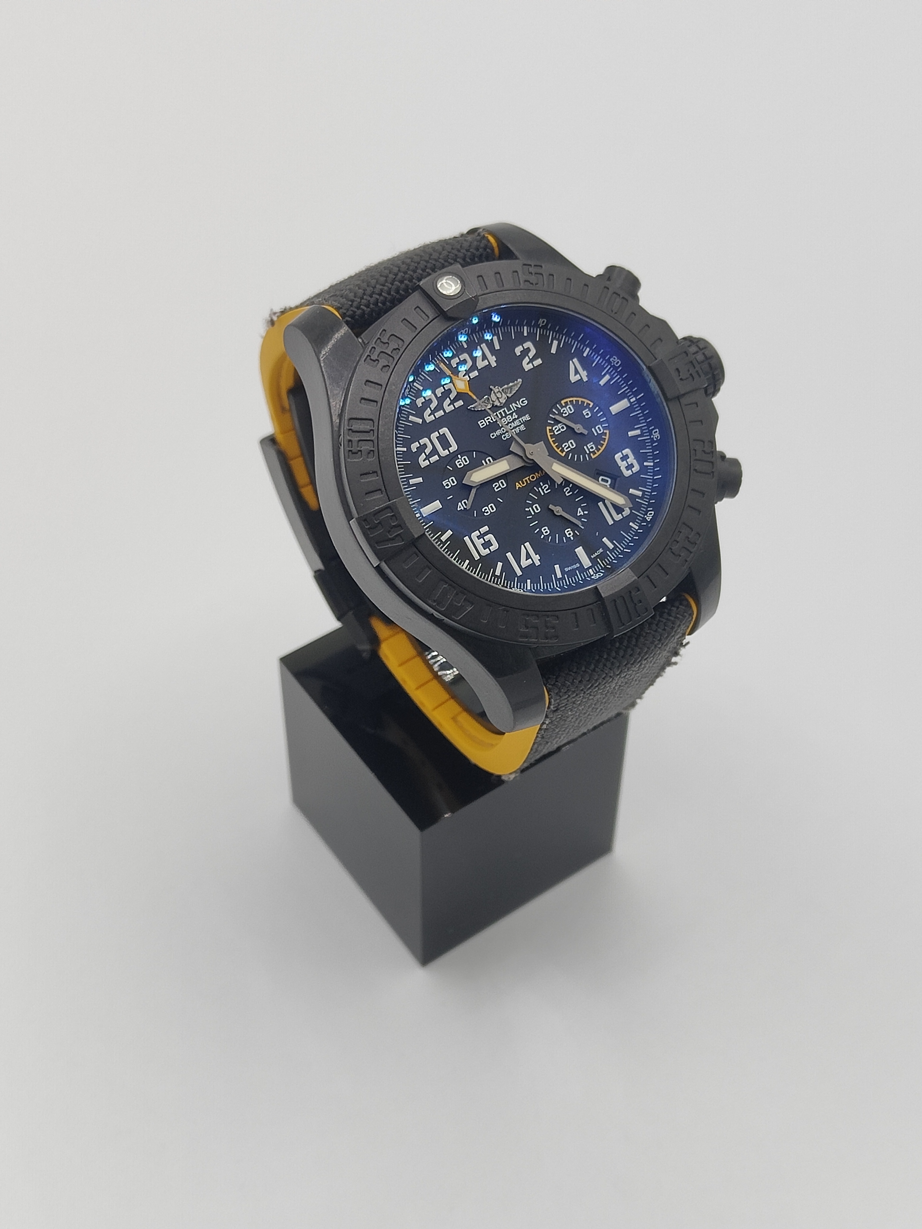 Breitling Avenger Hurricane Watch - Image 2 of 11