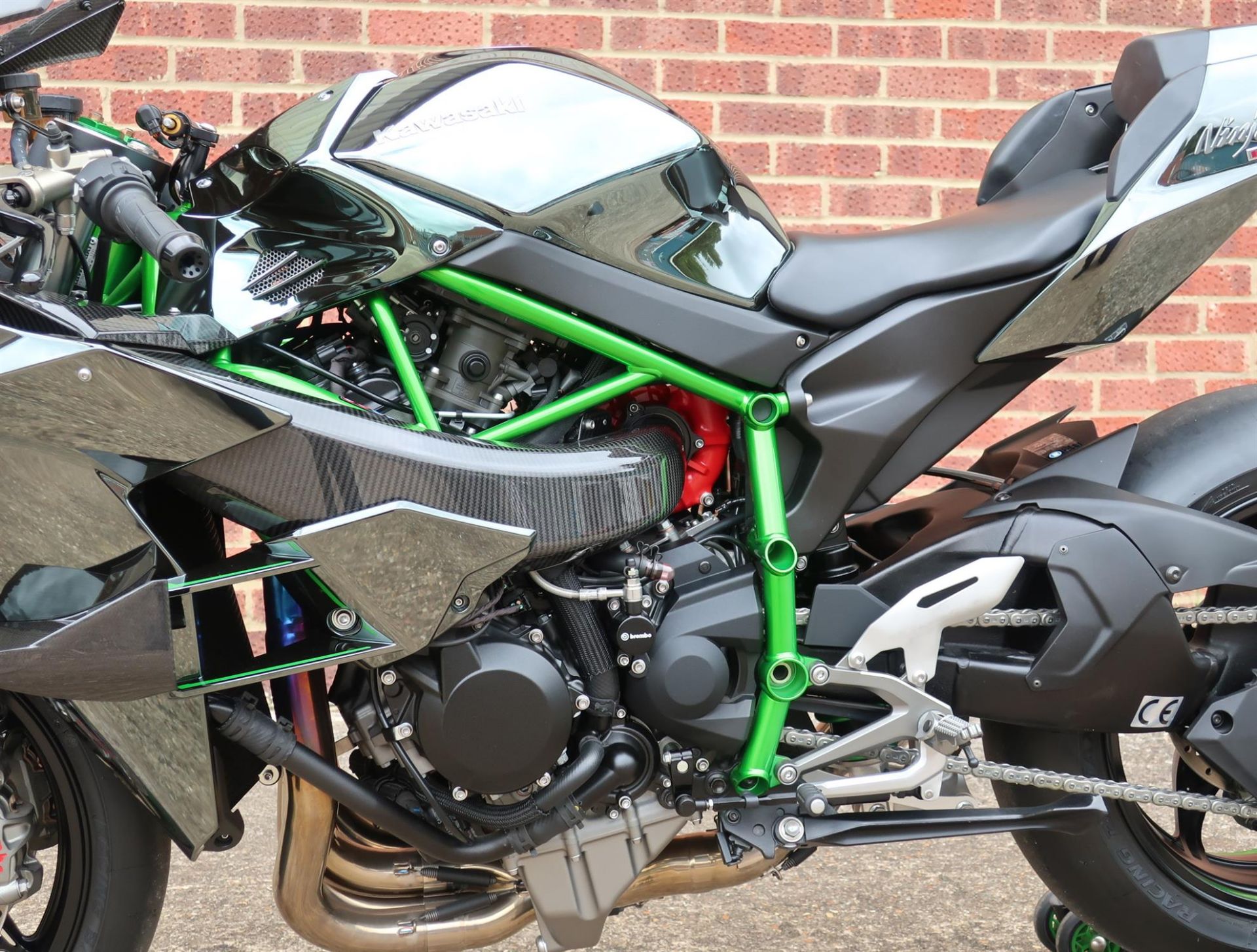 2015 Kawasaki H2R 998cc - Image 4 of 10