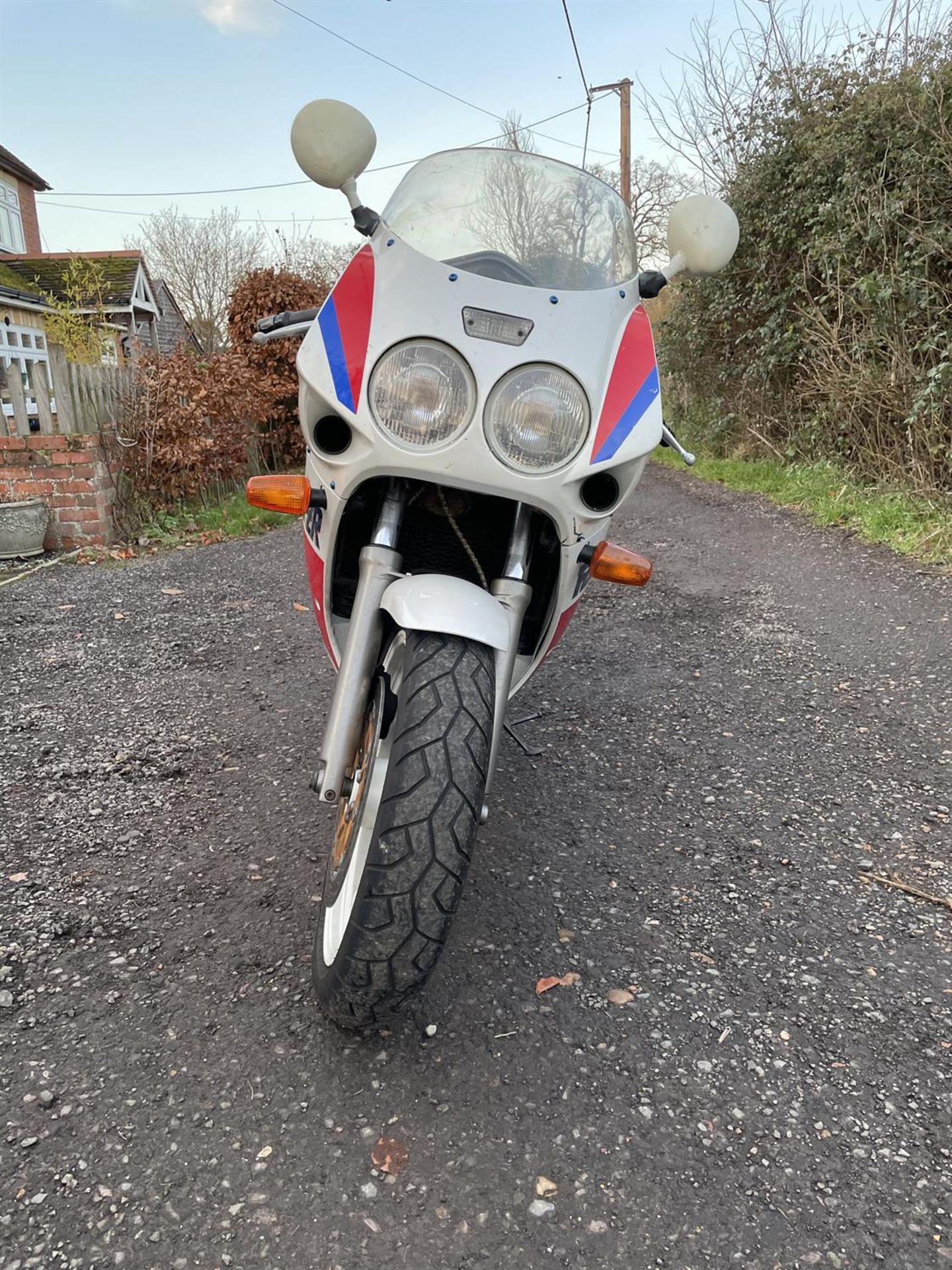 1989 Yamaha FZR1000 Genesis ex-Steve Plater - Image 3 of 10