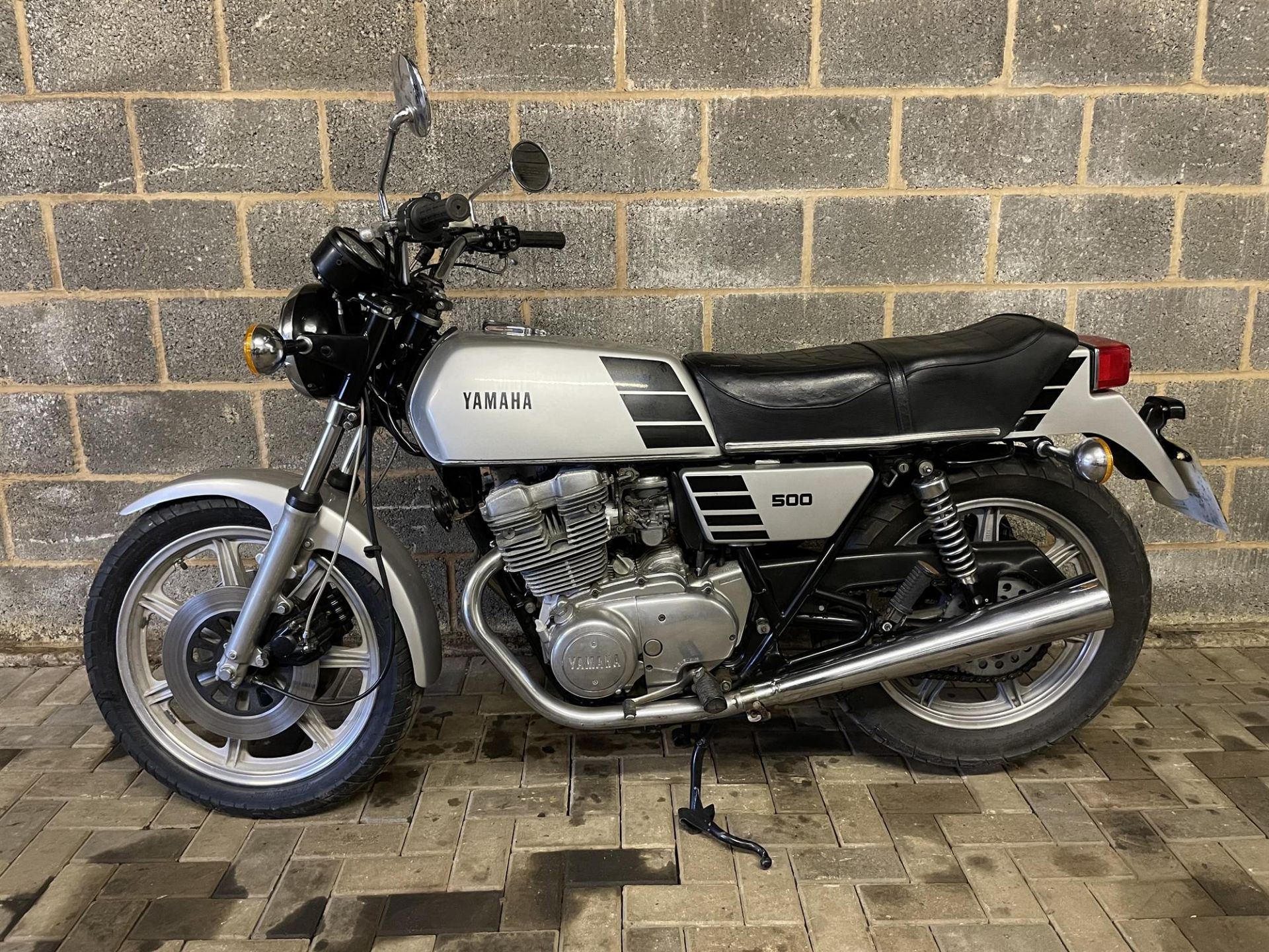 1977 Yamaha XS500 499cc - Image 2 of 10