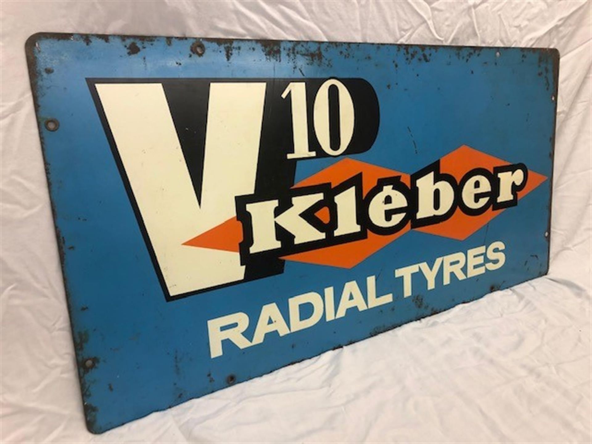 An Original Enamelled Metal Advertising Sign for V10 Kléber Radial Tyres - Image 2 of 4