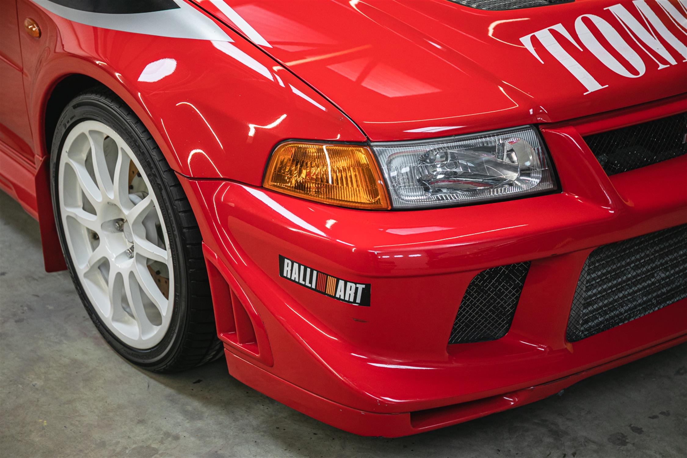 2000 Mitsubishi Lancer Evolution VI 'Tommi Makinen Edition' UK Specification Chassis #014 - Image 17 of 39