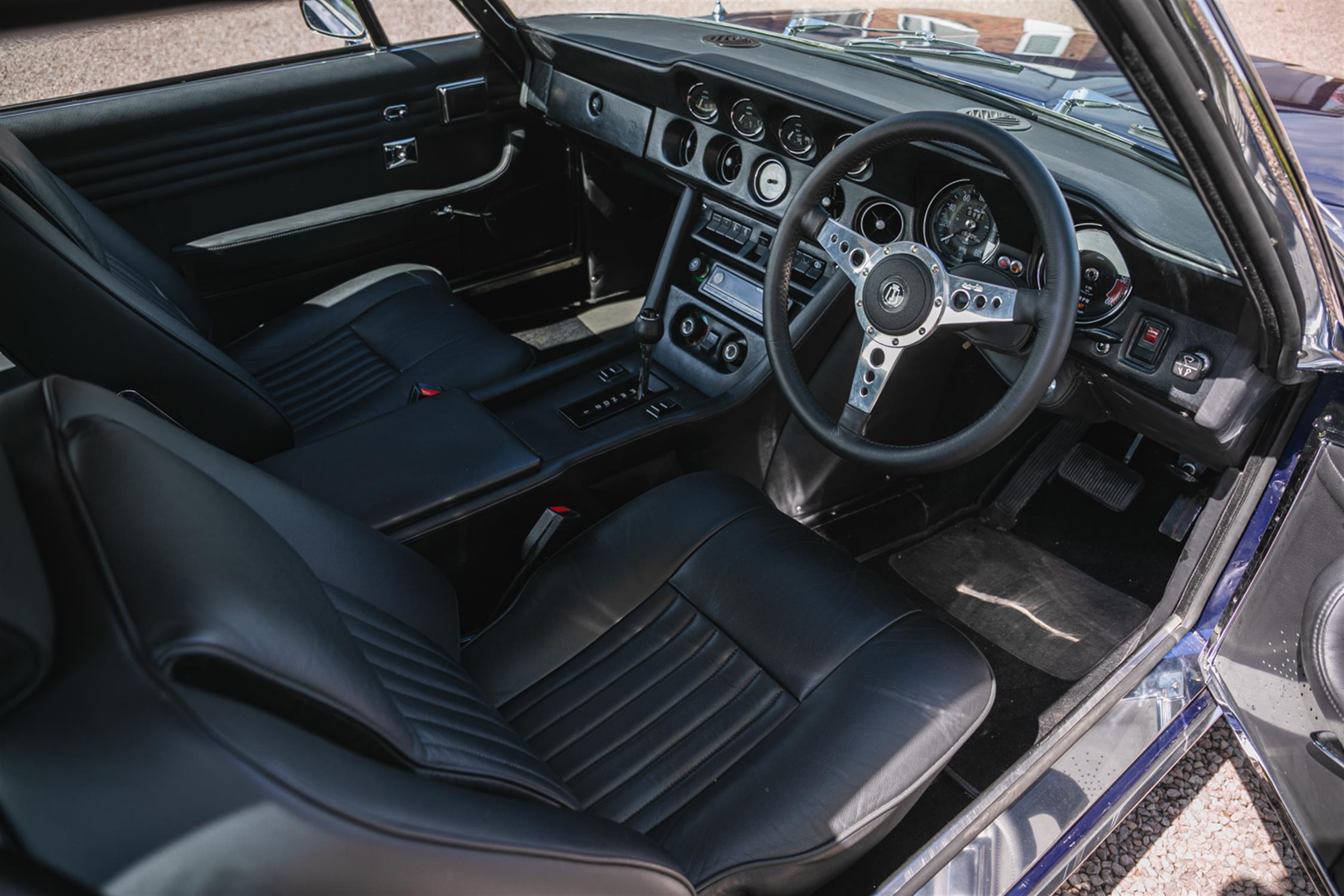 1971 Jensen Interceptor II - Image 6 of 10