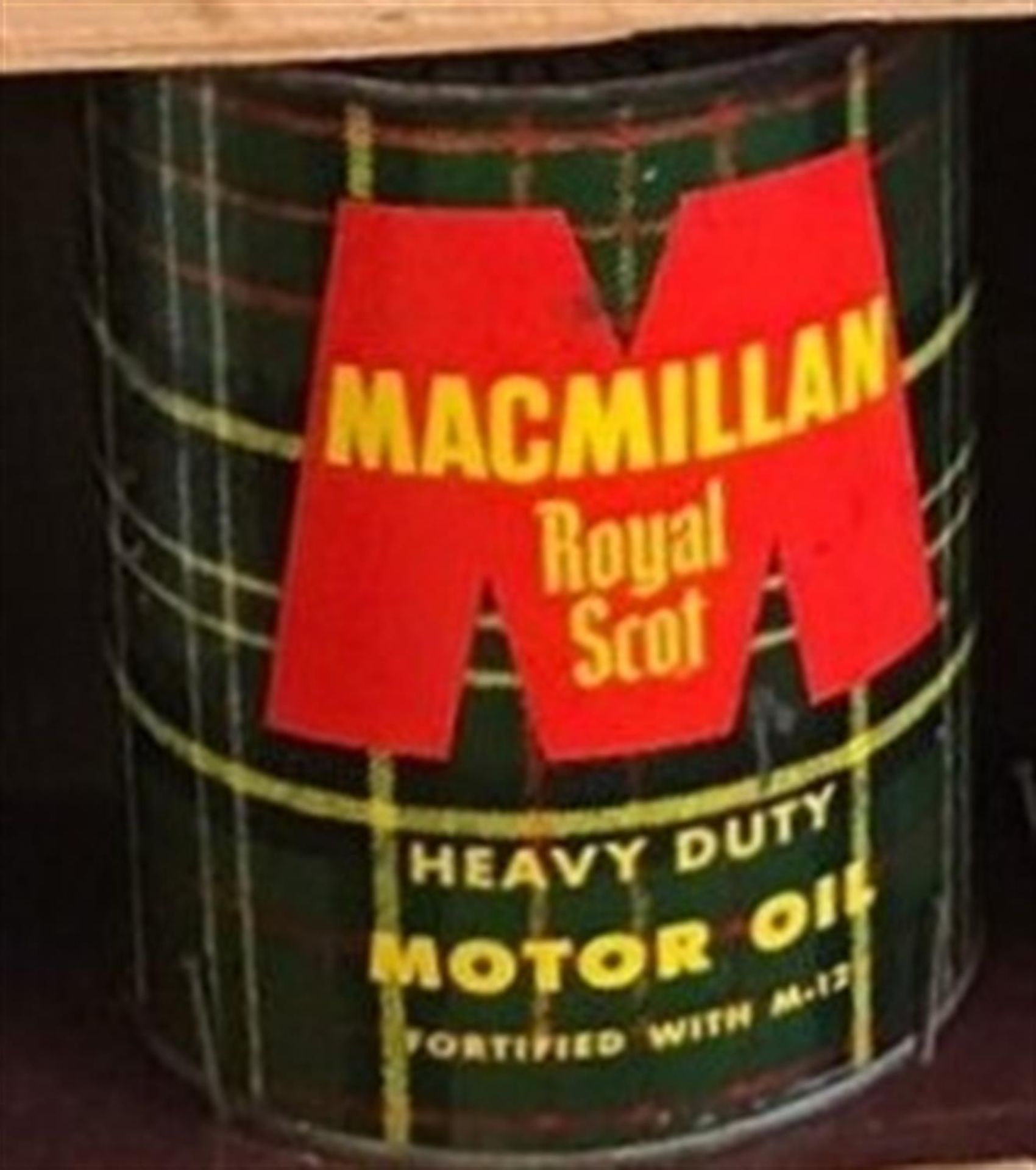 A Collection of New/Old Stock US-Quart Oil Cans - Image 6 of 10