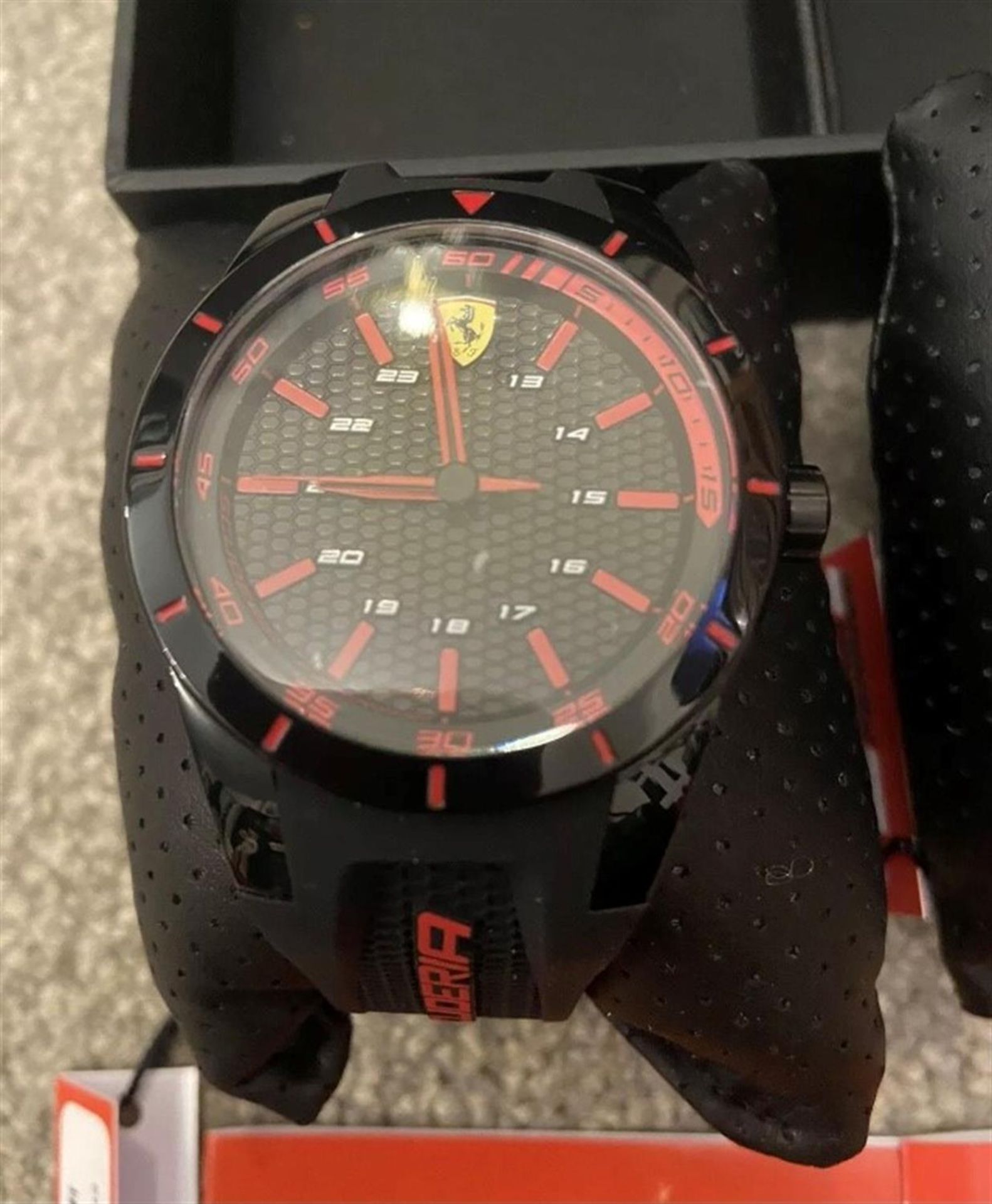 A rare boxed pair of 'His & Hers' Scuderia Ferrari Sports watches - Image 3 of 8