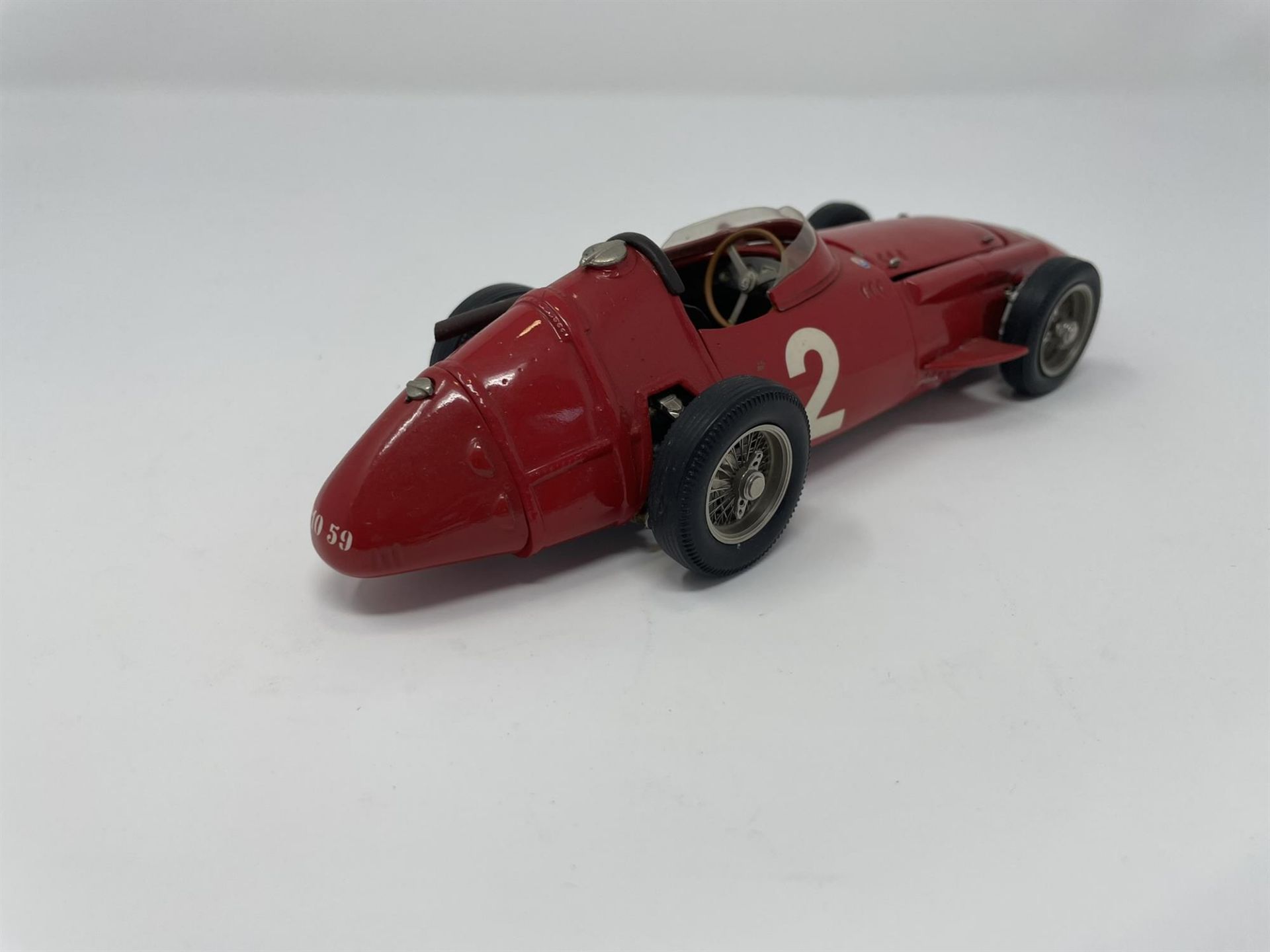 A Period 1/24th Scale Model of the Maserati 250F - Image 4 of 10