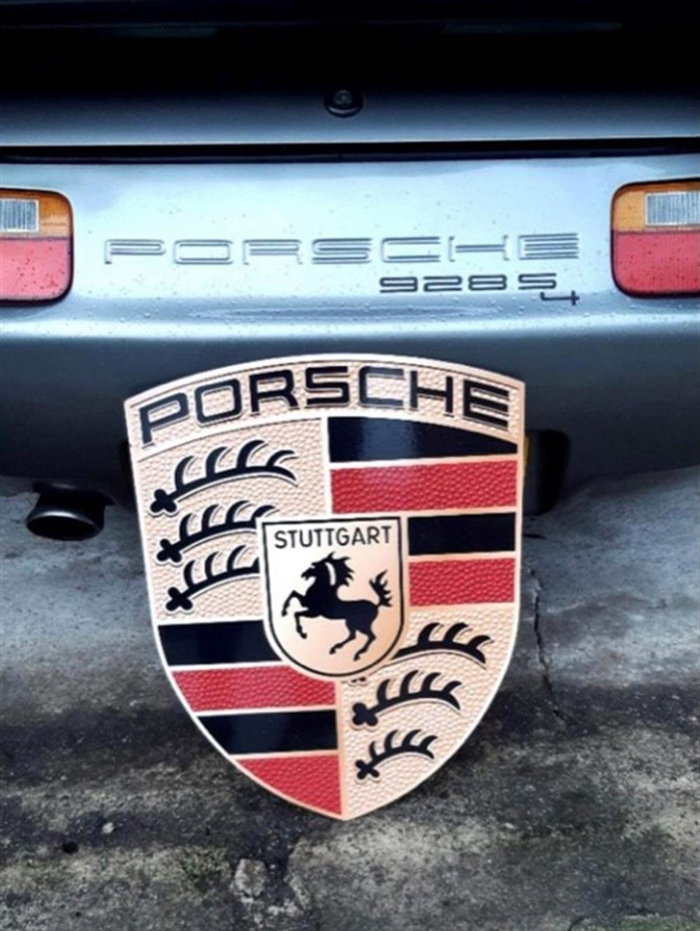 A Superb and Much Sought After Pair of Porsche Dealership-Type Metal Wall Signs - Image 5 of 5
