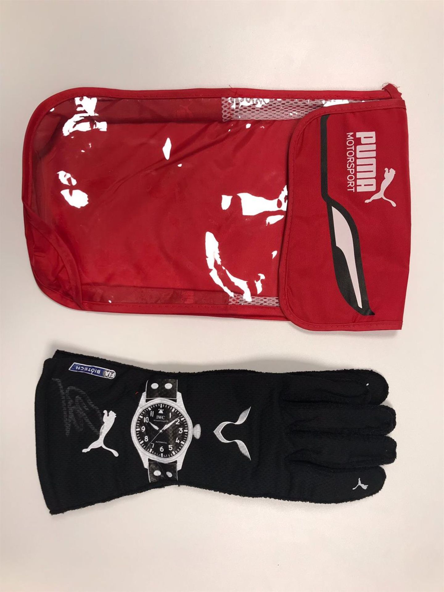 Charity Lot: A pair of 2021 Mercedes AMG-Petronas Formula 1 Team Gloves Signed by Sir Lewis Hamilton - Image 2 of 3