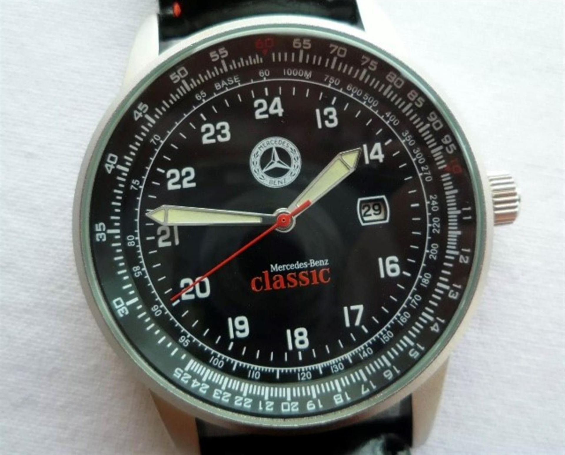 A Mercedes-Benz Classic Aviator New Old Stock Watch c.2015 - Image 6 of 10