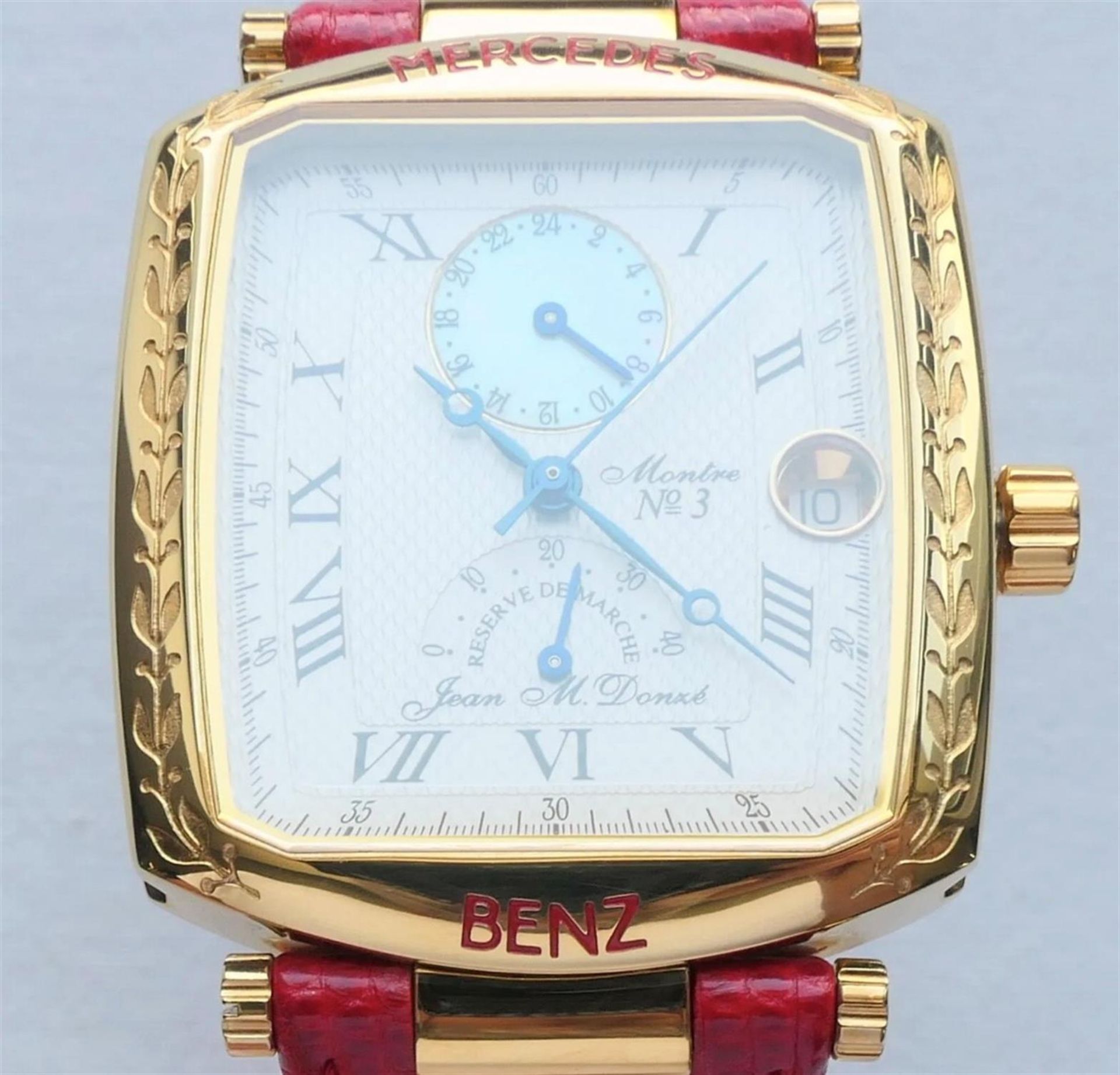 A 18ct Gold-Plated Mercedes-Benz Swiss-Made Automatic Wrist Watch - Image 8 of 10