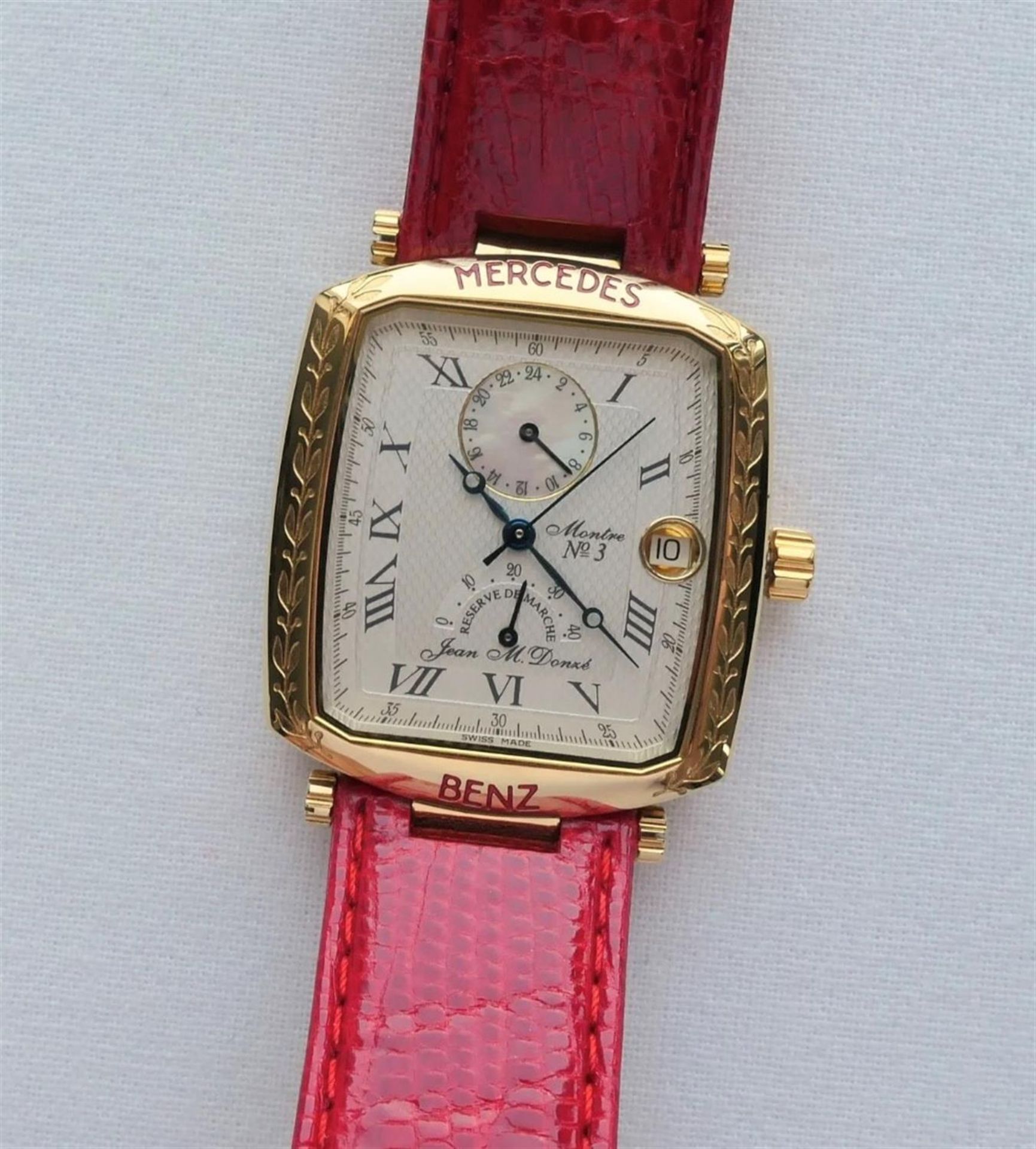 A 18ct Gold-Plated Mercedes-Benz Swiss-Made Automatic Wrist Watch - Image 7 of 10