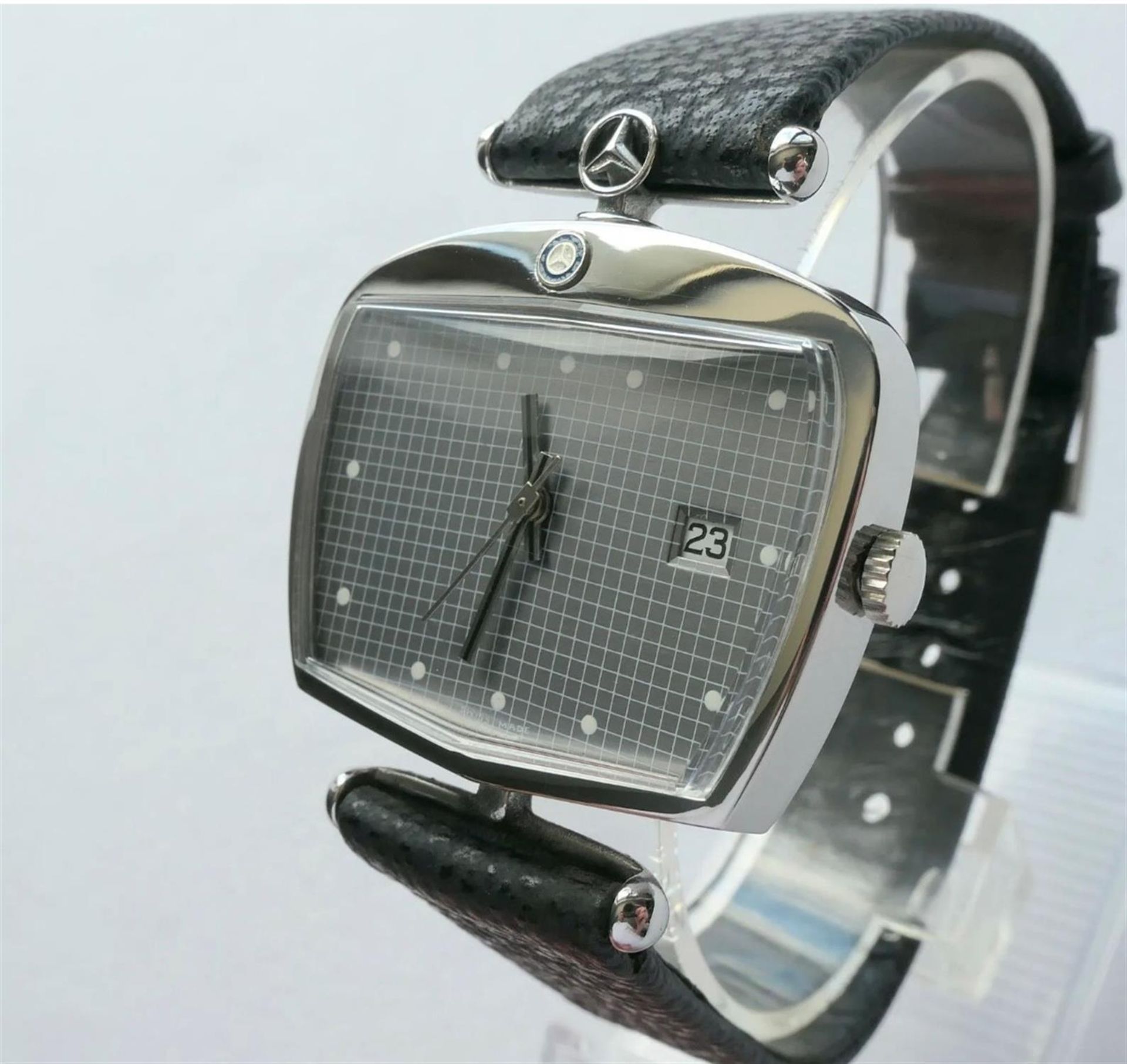 A Rare Mercedes-Benz 'Grille-Head' New Old Stock Wristwatch Evocative of the Famous German Marque - Image 7 of 10