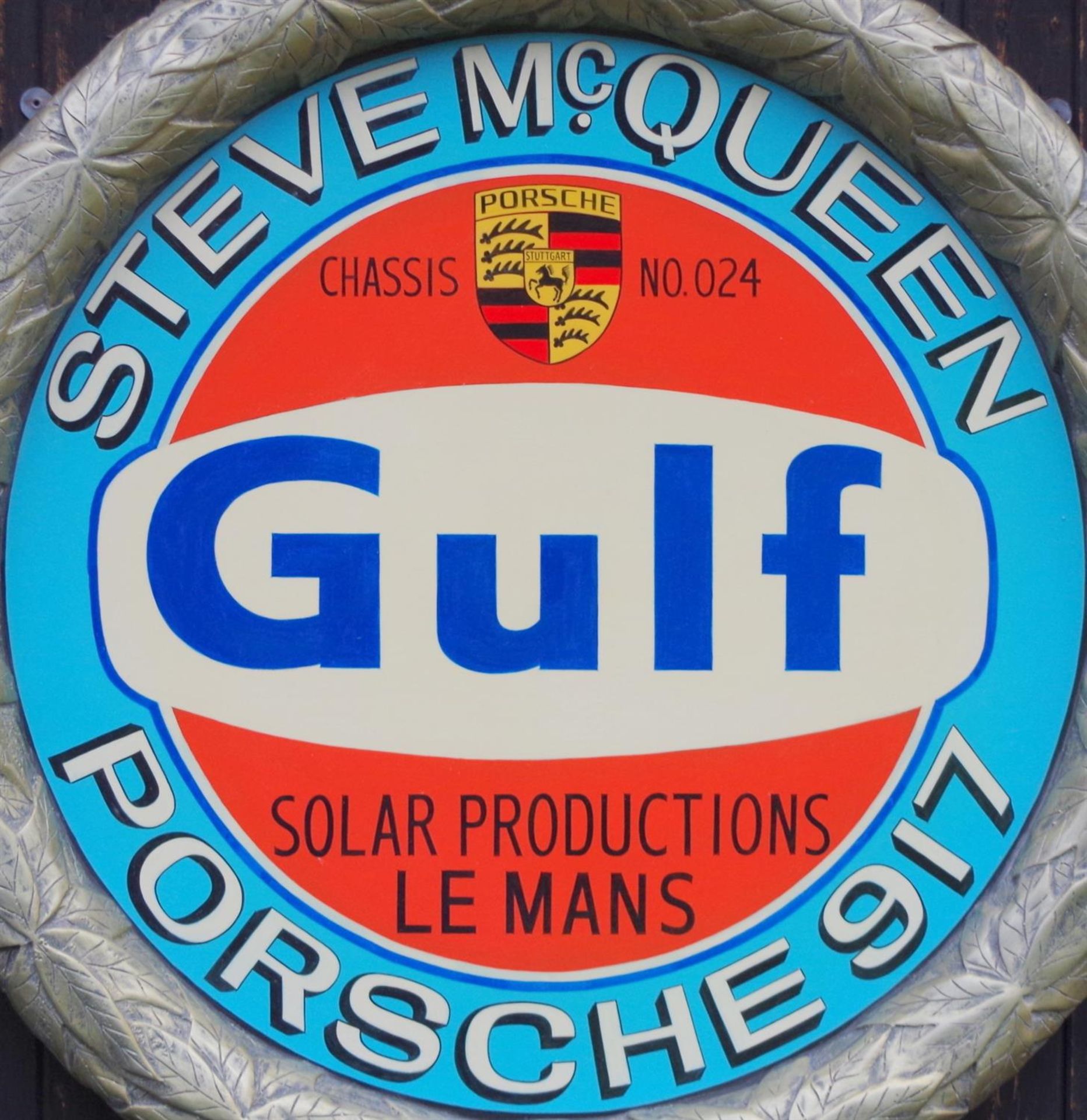 Gulf and Steve McQueen "Le Mans" Commemorative Wreath Roundel - Image 3 of 3