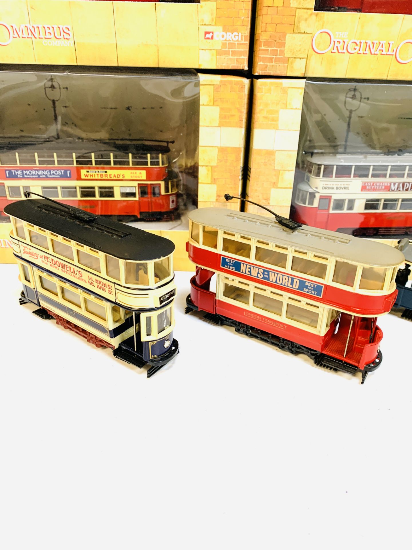 Collection of diecast Corgi model trams and omnibuses. - Image 3 of 6