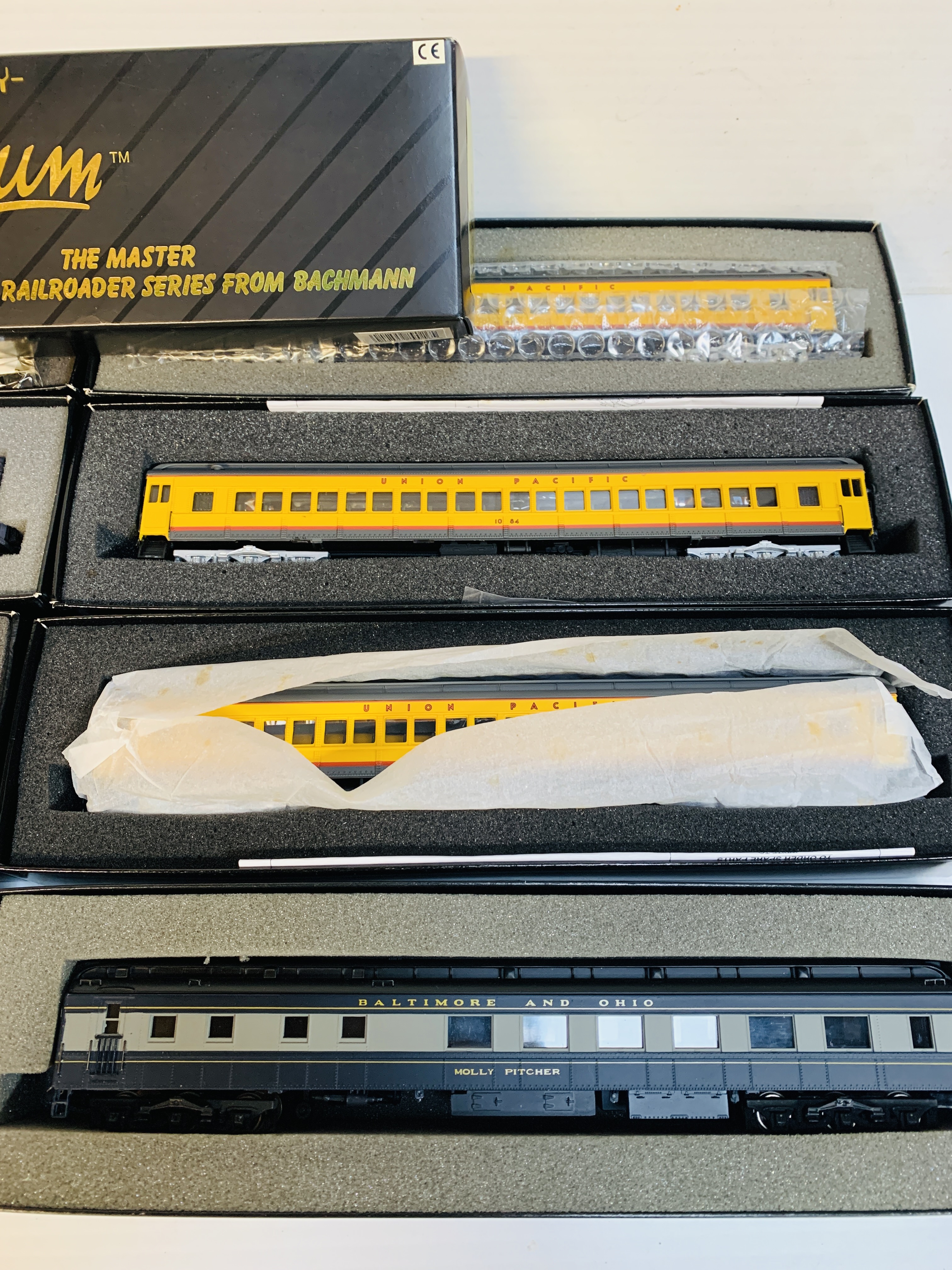 Eight boxed Spectrum railway carriages - Image 3 of 3