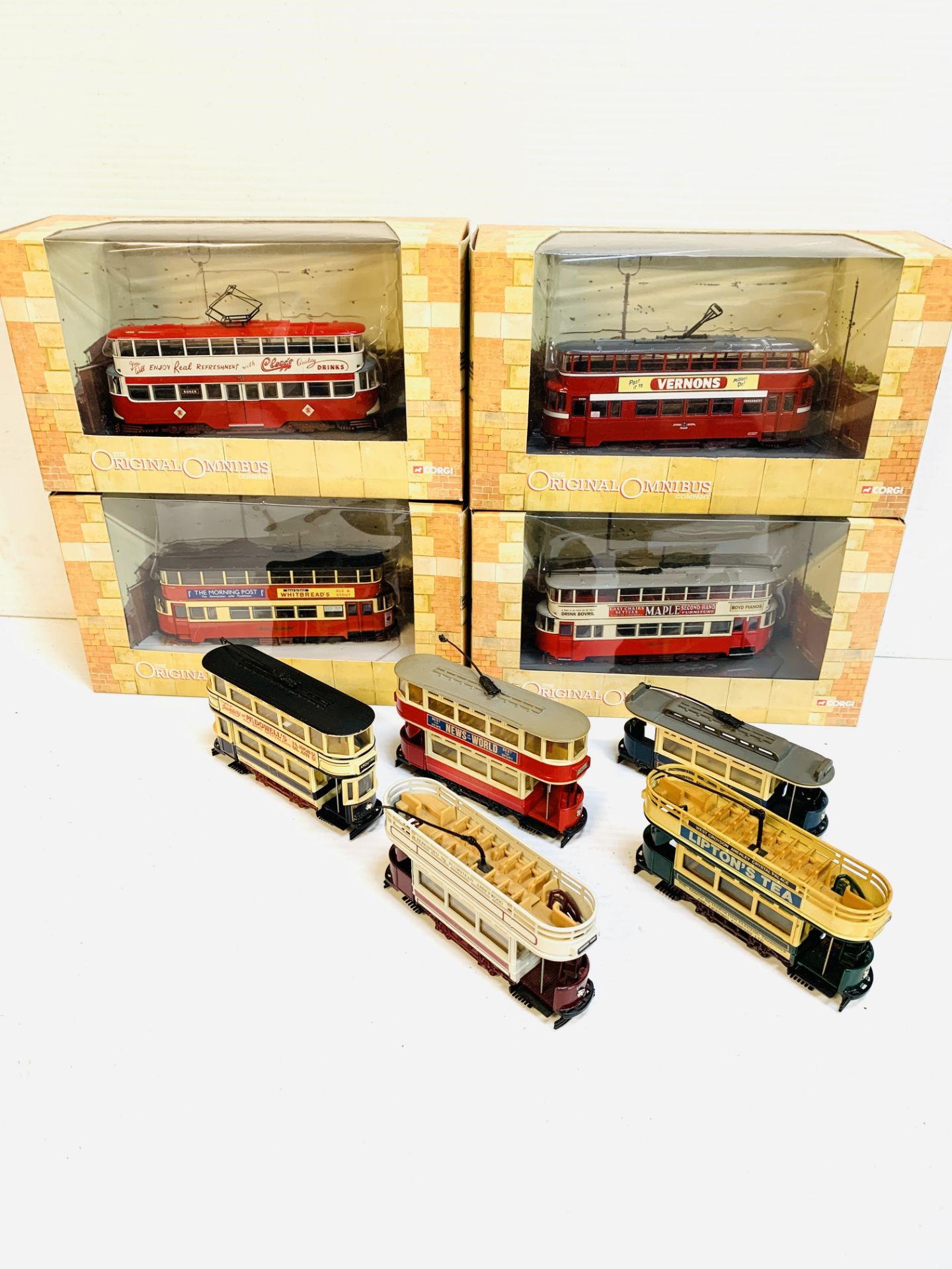 Collection of diecast Corgi model trams and omnibuses. - Image 5 of 6