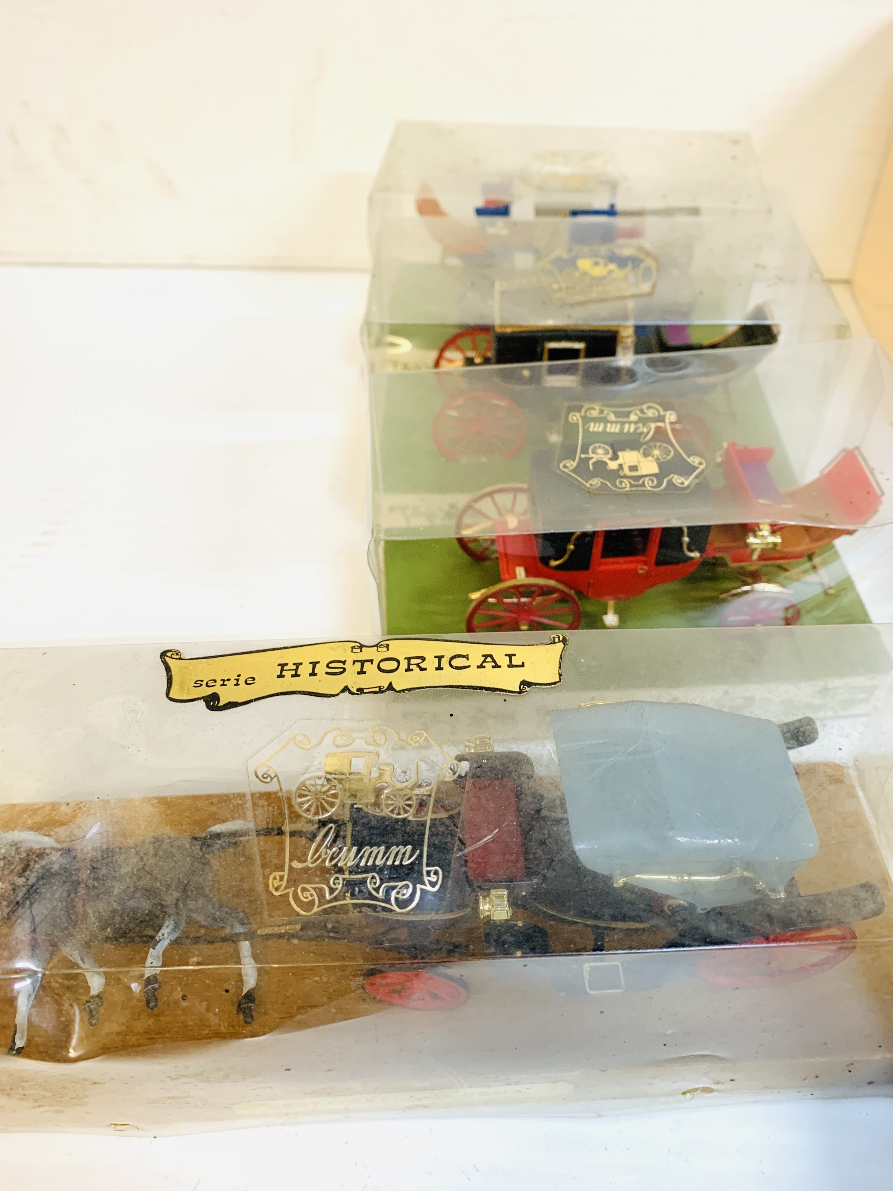 Matchbox Models of Yesteryear passenger coach and horses. - Image 4 of 4