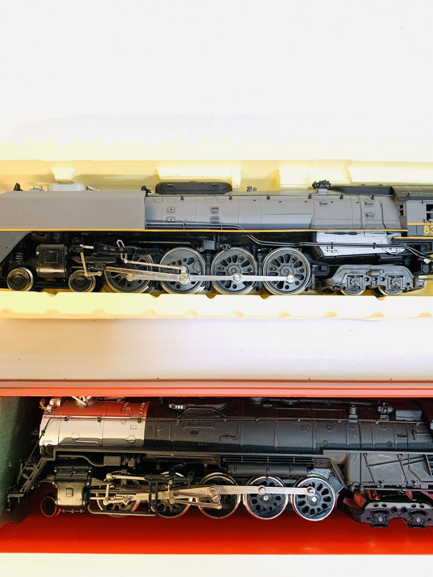 Bachmann Texas and Pacific locomotive and RivaRossi Union Pacific locomotive - Bild 2 aus 3