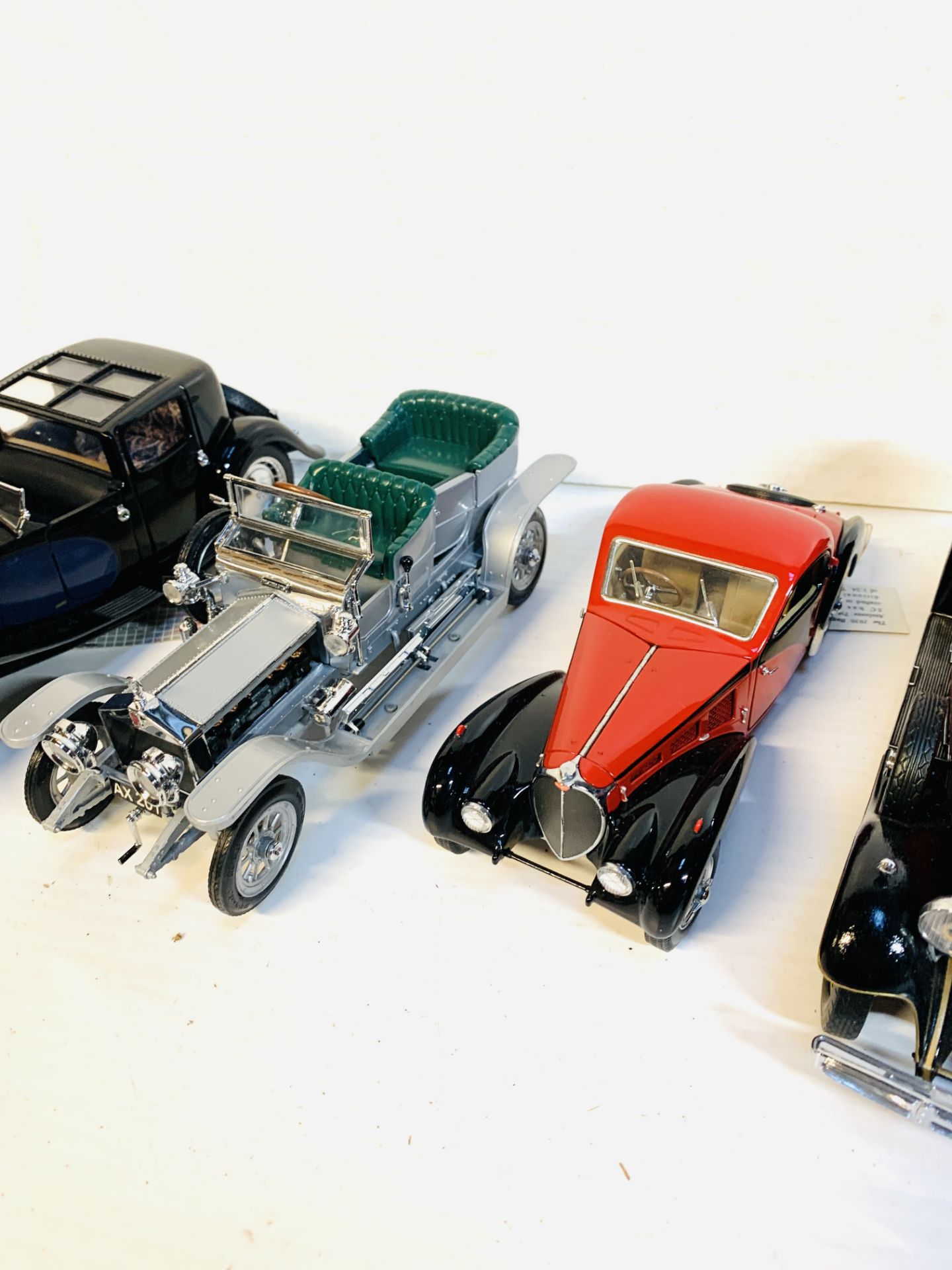 Danbury Mint Rolls Royce Phantom IV, Franklin Mint Mercedes-Benz; Franklin Mint Bugatti Atalante - Image 5 of 6